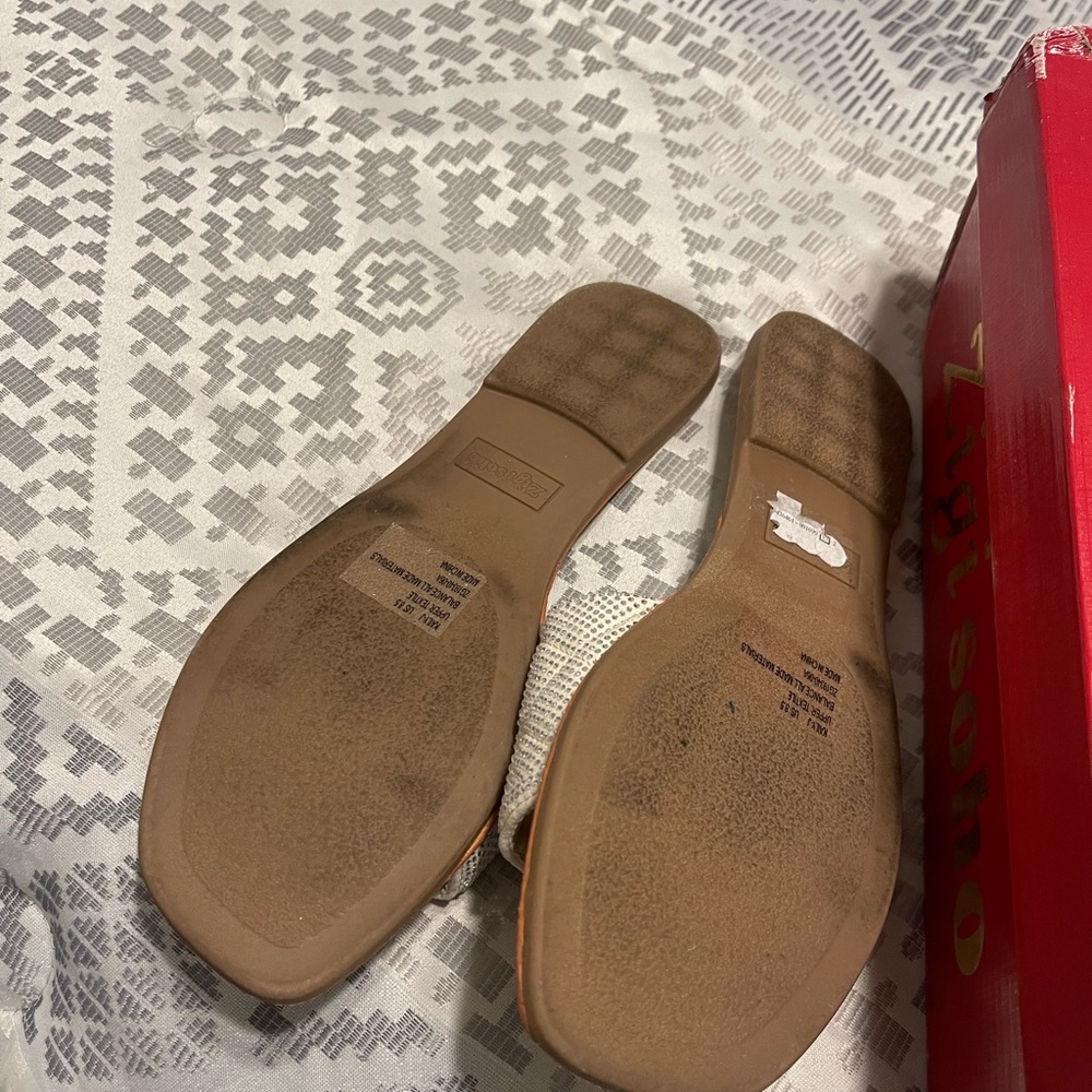 Sandals - Picture 3 of 4